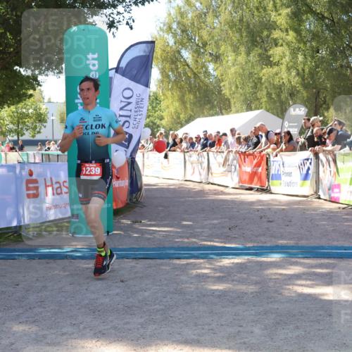 07.09.2025 - 19. Norderstedt Triathlon Zöllner http://msf.ph/oto/8779641 07.09.2025 12:40:19 Ziel 748, 763, 767, 778, 1239 meine-sportfotos.de