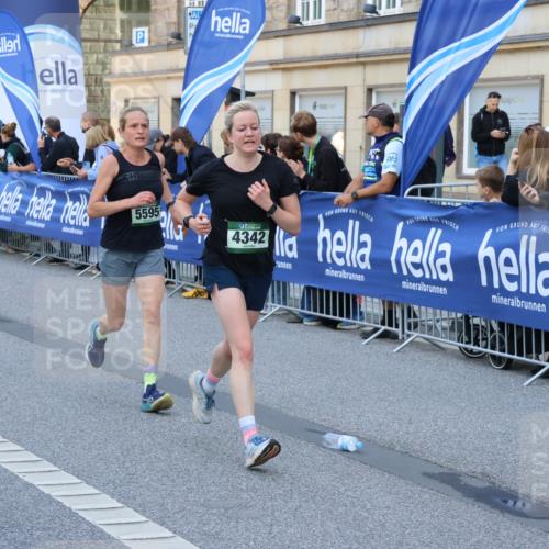 07.09.2025 - BARMER Alsterlauf Strokosch-Dieckow http://msf.ph/oto/8779693 07.09.2025 10:06:24 Ziel 2244, 2380, 2523, 2573, 2574, 2668, 2795, 3427, 3655, 3691, 3729, 3730, 3739, 3804, 3810, 3940, 3957, 3958, 4064, 4272, 4356, 4502, 4711, 4854, 5333, 5510, 5602, 5646, 5801, 6036, 6039, 6342, 8304, 8348 meine-sportfotos.de