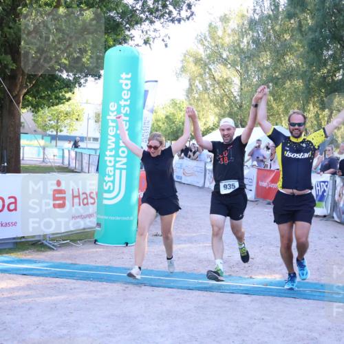 07.09.2025 - 19. Norderstedt Triathlon Zöllner http://msf.ph/oto/8779699 07.09.2025 17:32:27 Ziel 935 meine-sportfotos.de