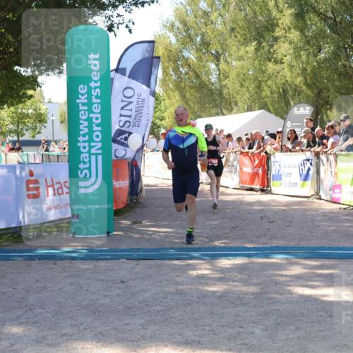 07.09.2025 - 19. Norderstedt Triathlon Zöllner http://msf.ph/oto/8779710 07.09.2025 12:41:01 Ziel 170, 1288 meine-sportfotos.de
