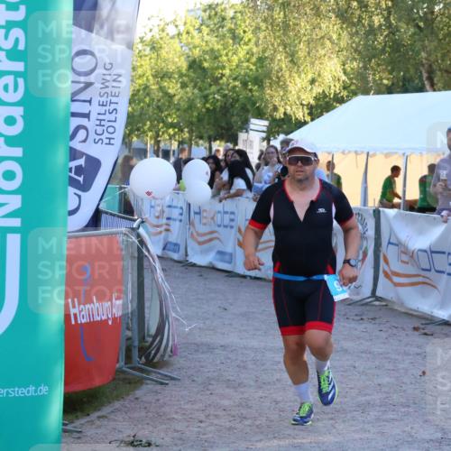 07.09.2025 - 19. Norderstedt Triathlon Zöllner http://msf.ph/oto/8779727 07.09.2025 17:33:02 Ziel 931 meine-sportfotos.de