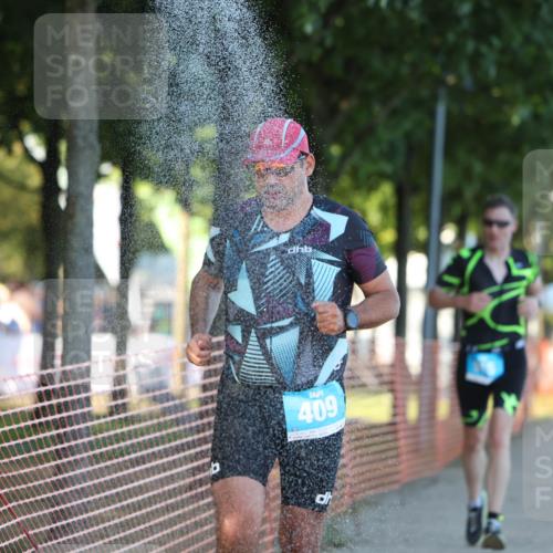 07.09.2025 - 19. Norderstedt Triathlon Michael Strokosch http://msf.ph/oto/8779747 07.09.2025 17:03:15 Laufen 409, 915, 944 meine-sportfotos.de