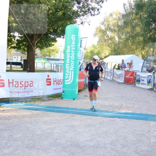 07.09.2025 - 19. Norderstedt Triathlon Zöllner http://msf.ph/oto/8779751 07.09.2025 17:33:04 Ziel 931 meine-sportfotos.de