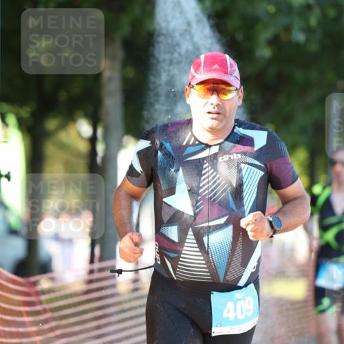 07.09.2025 - 19. Norderstedt Triathlon Michael Strokosch http://msf.ph/oto/8779763 07.09.2025 17:03:16 Laufen 409, 915, 944 meine-sportfotos.de