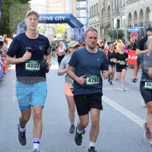 07.09.2025 - BARMER Alsterlauf Strokosch-Dieckow http://msf.ph/oto/8779775 07.09.2025 10:06:19 Ziel 2244, 2254, 2380, 2467, 2468, 2523, 2573, 2574, 2668, 2795, 3184, 3275, 3427, 3428, 3439, 3655, 3691, 3739, 3804, 3810, 3940, 3957, 3958, 4064, 4272, 4356, 4502, 4854, 5217, 5348, 5510, 5602, 5646, 5759, 5801, 5934, 6036, 6039, 6342, 8304, 8348 meine-sportfotos.de