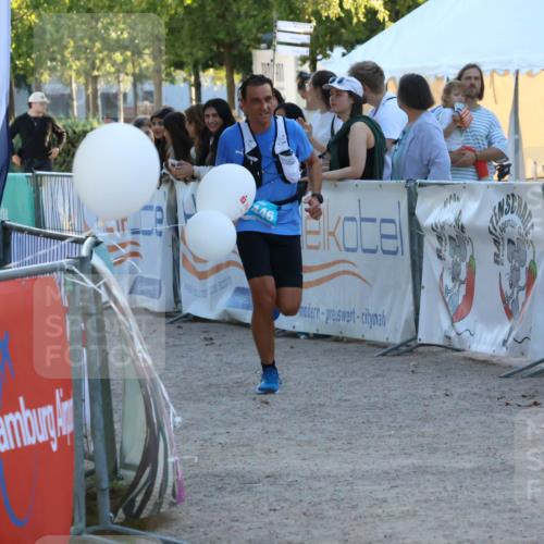 07.09.2025 - 19. Norderstedt Triathlon Zöllner http://msf.ph/oto/8779782 07.09.2025 17:33:23 Ziel 1446 meine-sportfotos.de