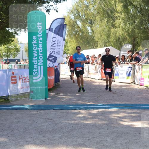 07.09.2025 - 19. Norderstedt Triathlon Zöllner http://msf.ph/oto/8779802 07.09.2025 12:42:02 Ziel 164, 287, 823, 846 meine-sportfotos.de