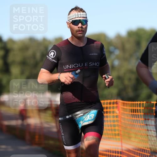 07.09.2025 - 19. Norderstedt Triathlon Michael Strokosch http://msf.ph/oto/8779803 07.09.2025 15:59:46 Laufen 1403, 1450 meine-sportfotos.de