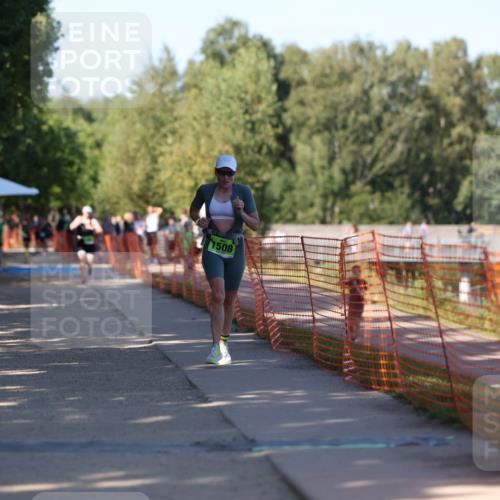 07.09.2025 - 19. Norderstedt Triathlon Michael Strokosch http://msf.ph/oto/8779816 07.09.2025 16:00:15 Laufen 1508, 1511 meine-sportfotos.de