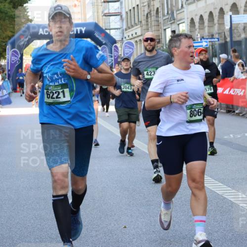 07.09.2025 - BARMER Alsterlauf Strokosch-Dieckow http://msf.ph/oto/8779818 07.09.2025 10:06:15 Ziel 2244, 2254, 2380, 2467, 2468, 2523, 2573, 2574, 2795, 3184, 3275, 3345, 3428, 3439, 3655, 3691, 3804, 3810, 3940, 3957, 3958, 4064, 4205, 4272, 4356, 4591, 5050, 5217, 5348, 5602, 5646, 5759, 5934, 6036, 6039, 6149, 6299, 6302, 6342, 8076 meine-sportfotos.de