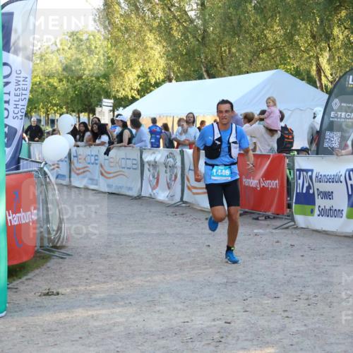 07.09.2025 - 19. Norderstedt Triathlon Zöllner http://msf.ph/oto/8779847 07.09.2025 17:33:26 Ziel 1446 meine-sportfotos.de