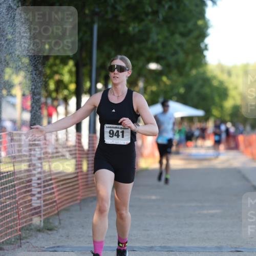 07.09.2025 - 19. Norderstedt Triathlon Michael Strokosch http://msf.ph/oto/8779937 07.09.2025 17:04:58 Laufen 378, 936, 941 meine-sportfotos.de