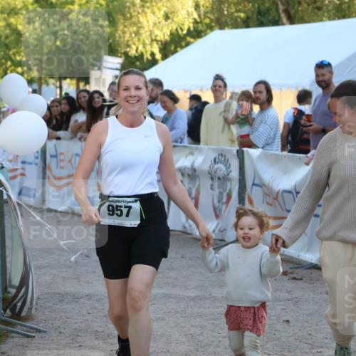 07.09.2025 - 19. Norderstedt Triathlon Zöllner http://msf.ph/oto/8779954 07.09.2025 17:33:38 Ziel 957 meine-sportfotos.de
