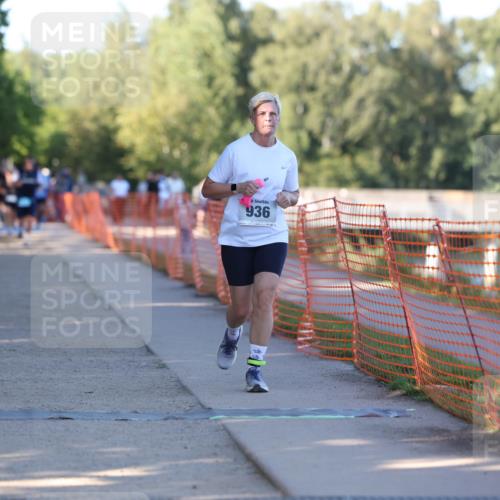07.09.2025 - 19. Norderstedt Triathlon Michael Strokosch http://msf.ph/oto/8779960 07.09.2025 17:05:02 Laufen 378, 936, 941 meine-sportfotos.de