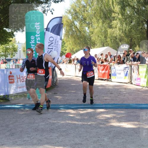 07.09.2025 - 19. Norderstedt Triathlon Zöllner http://msf.ph/oto/8779991 07.09.2025 12:46:22 Ziel 184, 226, 267, 1246 meine-sportfotos.de