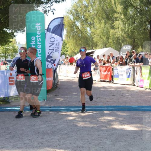 07.09.2025 - 19. Norderstedt Triathlon Zöllner http://msf.ph/oto/8779996 07.09.2025 12:46:23 Ziel 184, 226, 267, 1246 meine-sportfotos.de