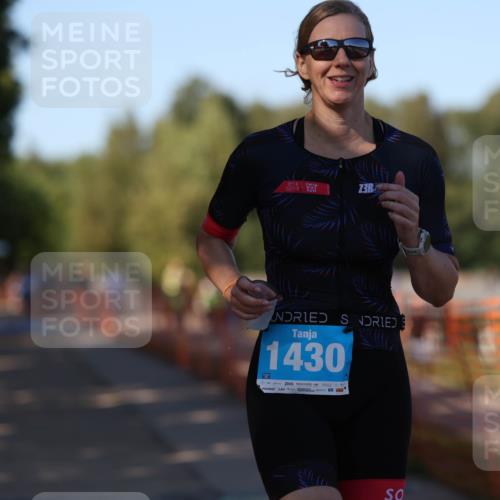 07.09.2025 - 19. Norderstedt Triathlon Michael Strokosch http://msf.ph/oto/8780027 07.09.2025 16:01:08 Laufen 452, 478, 1430 meine-sportfotos.de