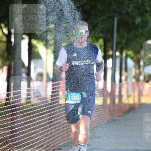 07.09.2025 - 19. Norderstedt Triathlon Michael Strokosch http://msf.ph/oto/8780029 07.09.2025 17:05:15 Laufen 1400 meine-sportfotos.de