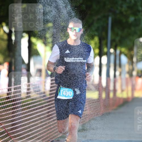 07.09.2025 - 19. Norderstedt Triathlon Michael Strokosch http://msf.ph/oto/8780033 07.09.2025 17:05:16 Laufen 1400, 1446 meine-sportfotos.de