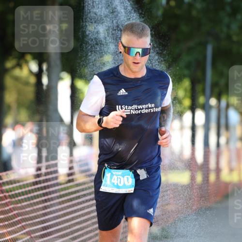 07.09.2025 - 19. Norderstedt Triathlon Michael Strokosch http://msf.ph/oto/8780045 07.09.2025 17:05:16 Laufen 1400, 1446 meine-sportfotos.de