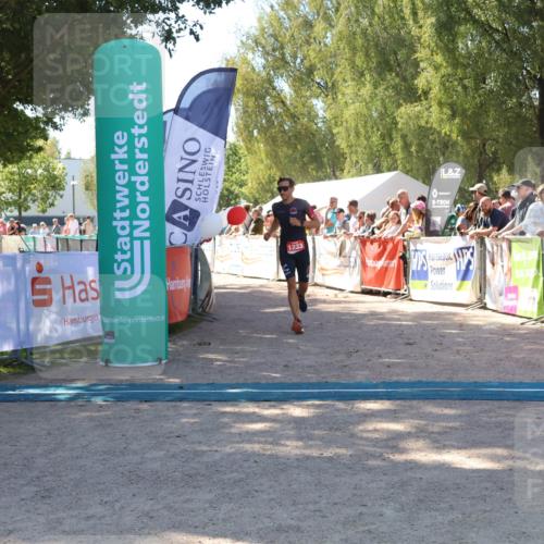 07.09.2025 - 19. Norderstedt Triathlon Zöllner http://msf.ph/oto/8780048 07.09.2025 12:46:44 Ziel 1233 meine-sportfotos.de
