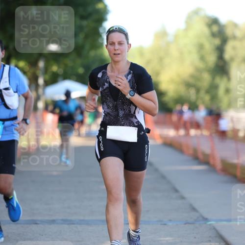 07.09.2025 - 19. Norderstedt Triathlon Michael Strokosch http://msf.ph/oto/8780080 07.09.2025 17:05:24 Laufen 1108, 1446 meine-sportfotos.de