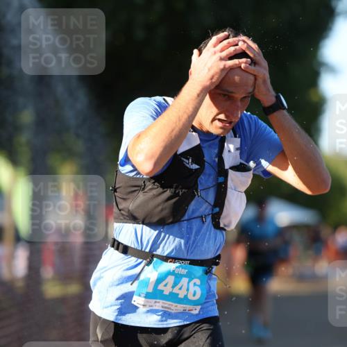 07.09.2025 - 19. Norderstedt Triathlon Michael Strokosch http://msf.ph/oto/8780110 07.09.2025 17:05:27 Laufen 1108, 1446 meine-sportfotos.de