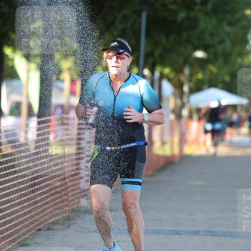 07.09.2025 - 19. Norderstedt Triathlon Michael Strokosch http://msf.ph/oto/8780122 07.09.2025 17:05:32 Laufen 1108 meine-sportfotos.de