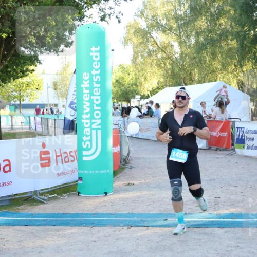 07.09.2025 - 19. Norderstedt Triathlon Zöllner http://msf.ph/oto/8780195 07.09.2025 17:35:03 Ziel 1458 meine-sportfotos.de