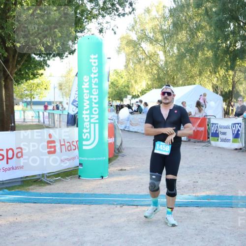 07.09.2025 - 19. Norderstedt Triathlon Zöllner http://msf.ph/oto/8780198 07.09.2025 17:35:04 Ziel 1458 meine-sportfotos.de