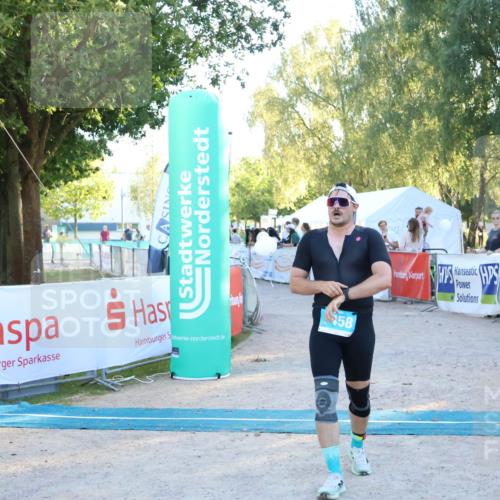 07.09.2025 - 19. Norderstedt Triathlon Zöllner http://msf.ph/oto/8780205 07.09.2025 17:35:04 Ziel 1458 meine-sportfotos.de