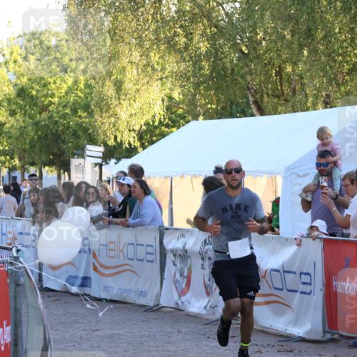 07.09.2025 - 19. Norderstedt Triathlon Zöllner http://msf.ph/oto/8780237 07.09.2025 17:35:12 Ziel 925 meine-sportfotos.de