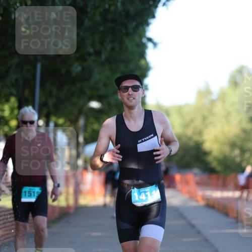 07.09.2025 - 19. Norderstedt Triathlon Michael Strokosch http://msf.ph/oto/8780242 07.09.2025 17:06:10 Laufen 929, 1454, 1515 meine-sportfotos.de