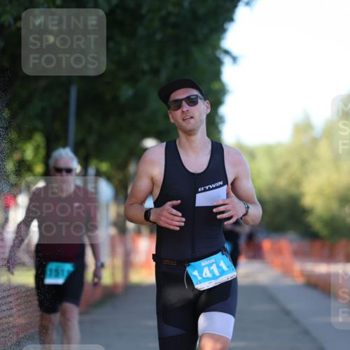 07.09.2025 - 19. Norderstedt Triathlon Michael Strokosch http://msf.ph/oto/8780243 07.09.2025 17:06:10 Laufen 929, 1454, 1515 meine-sportfotos.de