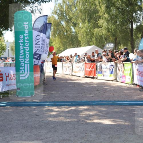 07.09.2025 - 19. Norderstedt Triathlon Zöllner http://msf.ph/oto/8780244 07.09.2025 12:49:01 Ziel 234, 1349 meine-sportfotos.de