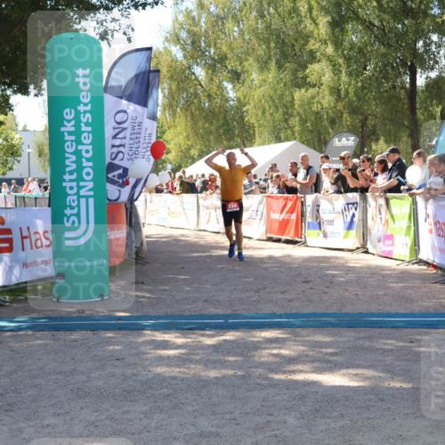 07.09.2025 - 19. Norderstedt Triathlon Zöllner http://msf.ph/oto/8780246 07.09.2025 12:49:02 Ziel 234 meine-sportfotos.de