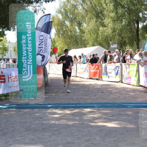 07.09.2025 - 19. Norderstedt Triathlon Zöllner http://msf.ph/oto/8780281 07.09.2025 12:49:48 Ziel 202 meine-sportfotos.de