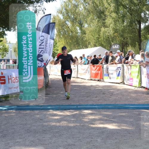 07.09.2025 - 19. Norderstedt Triathlon Zöllner http://msf.ph/oto/8780292 07.09.2025 12:49:48 Ziel 202 meine-sportfotos.de