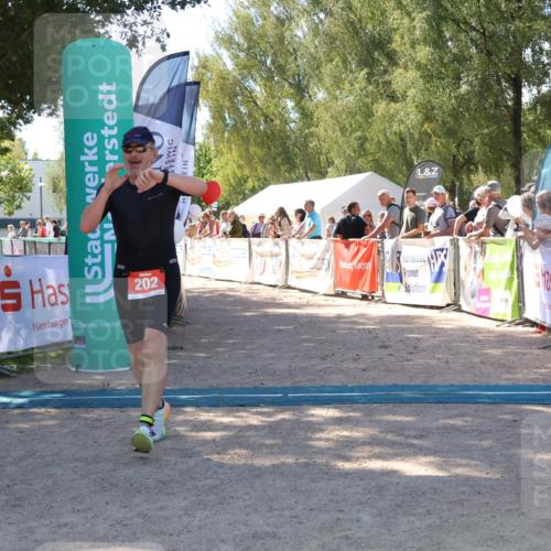 07.09.2025 - 19. Norderstedt Triathlon Zöllner http://msf.ph/oto/8780318 07.09.2025 12:49:50 Ziel 202 meine-sportfotos.de