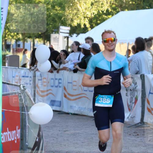 07.09.2025 - 19. Norderstedt Triathlon Zöllner http://msf.ph/oto/8780323 07.09.2025 17:35:28 Ziel 386 meine-sportfotos.de