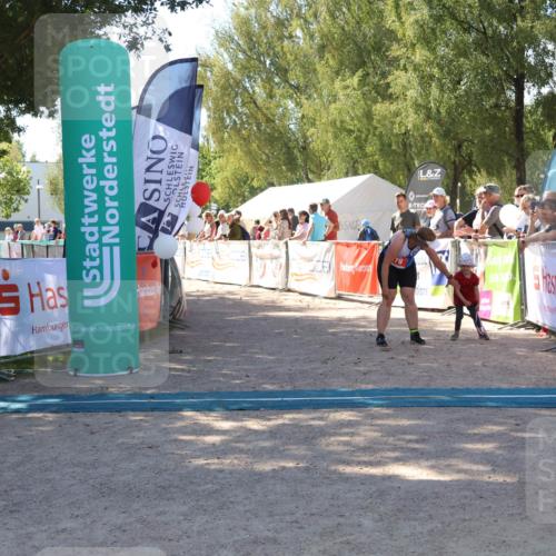 07.09.2025 - 19. Norderstedt Triathlon Zöllner http://msf.ph/oto/8780347 07.09.2025 12:50:13 Ziel 779 meine-sportfotos.de