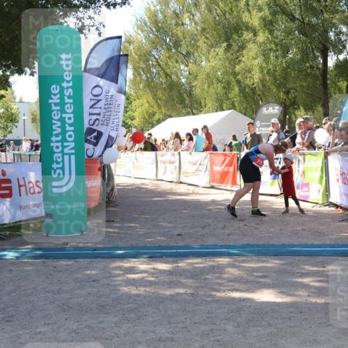 07.09.2025 - 19. Norderstedt Triathlon Zöllner http://msf.ph/oto/8780369 07.09.2025 12:50:15 Ziel 779 meine-sportfotos.de