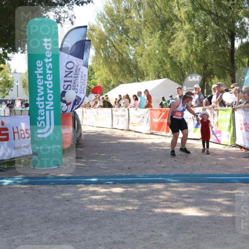 07.09.2025 - 19. Norderstedt Triathlon Zöllner http://msf.ph/oto/8780377 07.09.2025 12:50:15 Ziel 779 meine-sportfotos.de