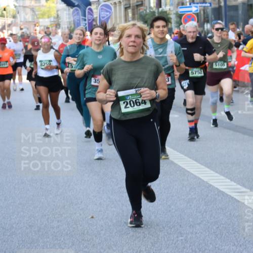 07.09.2025 - BARMER Alsterlauf Strokosch-Dieckow http://msf.ph/oto/8780380 07.09.2025 10:06:06 Ziel 2237, 2254, 2277, 2344, 2380, 2467, 2468, 2523, 2573, 2574, 3157, 3184, 3212, 3275, 3321, 3345, 3428, 3439, 3490, 3810, 3957, 3958, 4205, 4272, 4319, 4356, 4455, 4525, 4591, 5050, 5217, 5240, 5348, 5602, 5759, 5934, 6036, 6045, 6149, 6173, 6231, 6299, 6302, 8076, 8152, 8212 meine-sportfotos.de