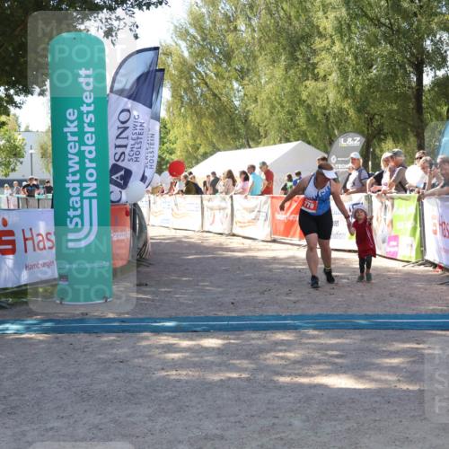 07.09.2025 - 19. Norderstedt Triathlon Zöllner http://msf.ph/oto/8780384 07.09.2025 12:50:16 Ziel 779 meine-sportfotos.de