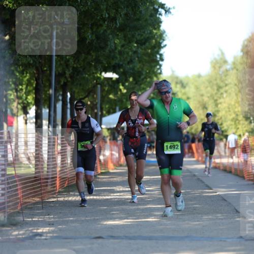 07.09.2025 - 19. Norderstedt Triathlon Michael Strokosch http://msf.ph/oto/8780392 07.09.2025 16:03:29 Laufen 438, 459, 477, 498, 537, 1492 meine-sportfotos.de