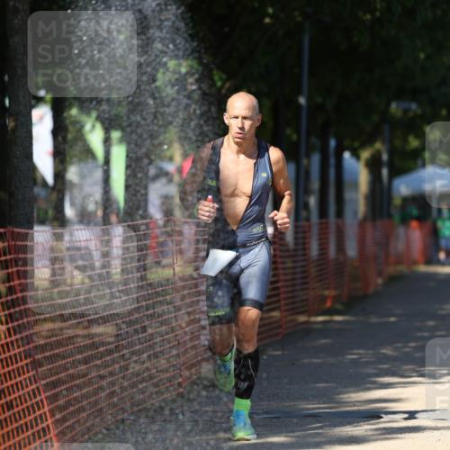 07.09.2025 - 19. Norderstedt Triathlon Michael Strokosch http://msf.ph/oto/8780442 07.09.2025 15:00:53 Laufen 1457 meine-sportfotos.de