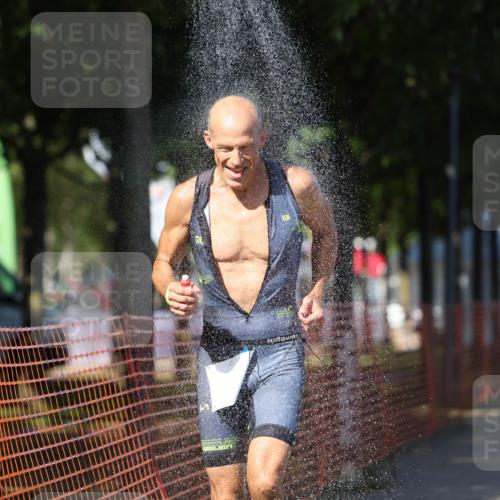 07.09.2025 - 19. Norderstedt Triathlon Michael Strokosch http://msf.ph/oto/8780466 07.09.2025 15:00:54 Laufen 1457 meine-sportfotos.de