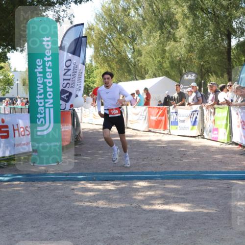 07.09.2025 - 19. Norderstedt Triathlon Zöllner http://msf.ph/oto/8780473 07.09.2025 12:50:27 Ziel 165, 824 meine-sportfotos.de