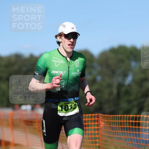 07.09.2025 - 19. Norderstedt Triathlon Michael Strokosch http://msf.ph/oto/8780511 07.09.2025 15:01:03 Laufen 1013 meine-sportfotos.de